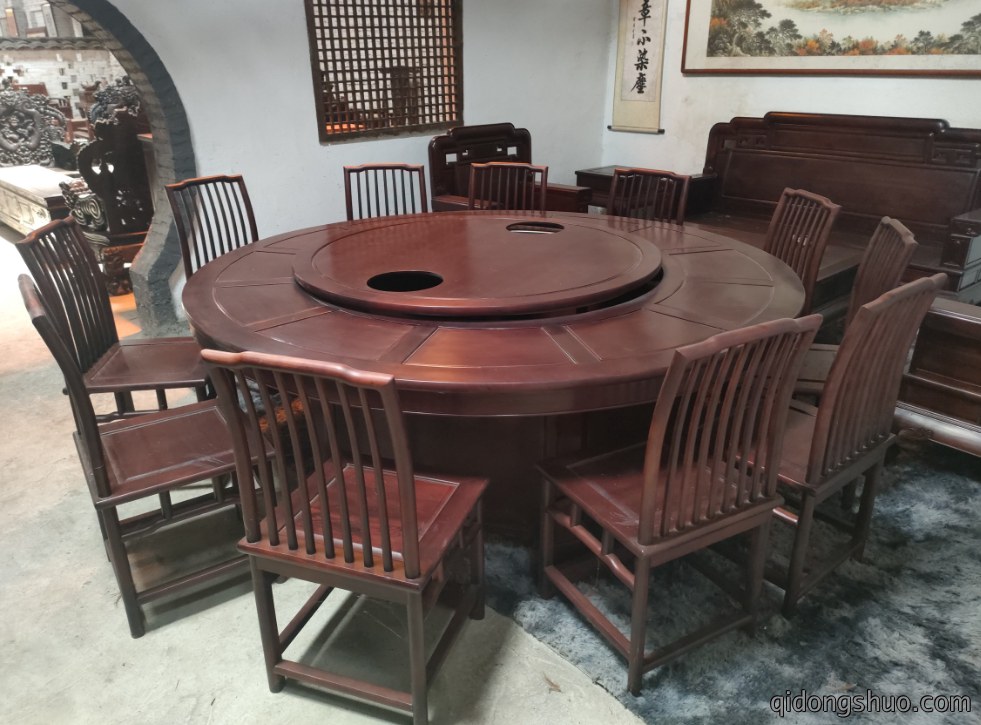 中餐桌（含椅子8张）价格：6933元