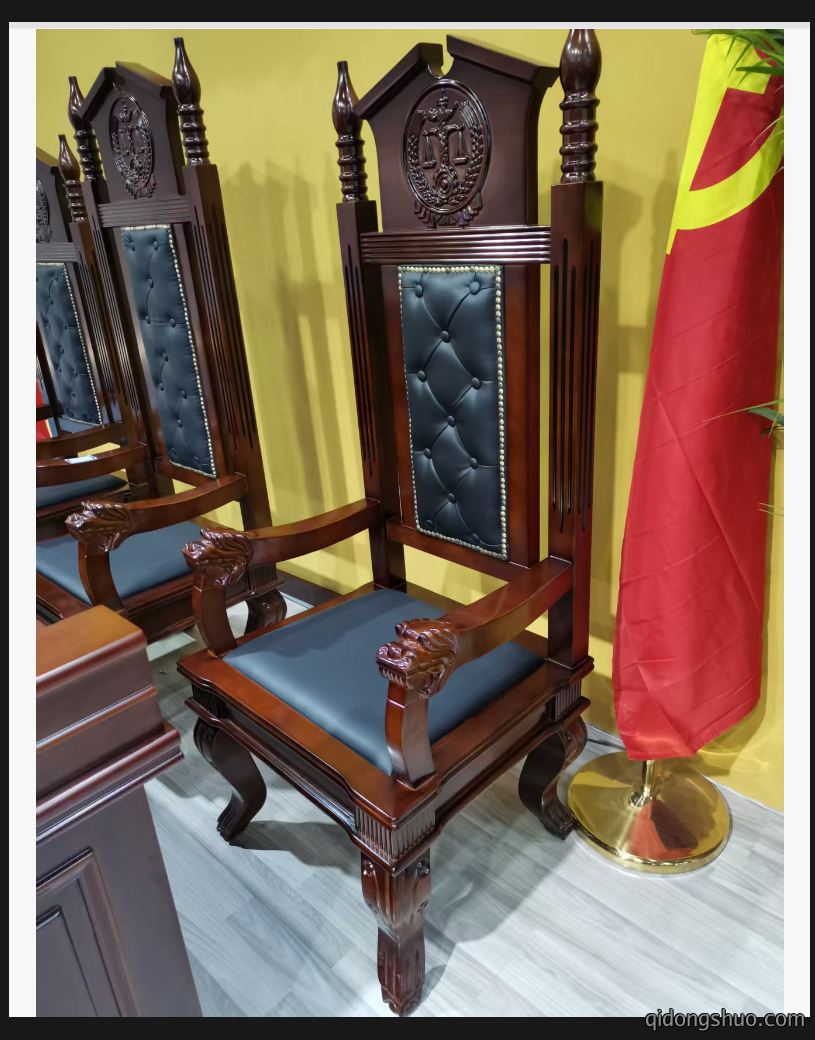副法官椅价格：2880元