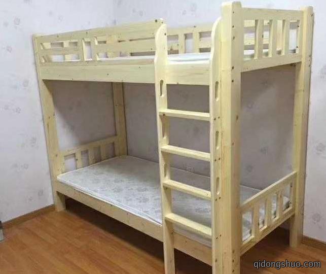 橡木床价格：2400元
